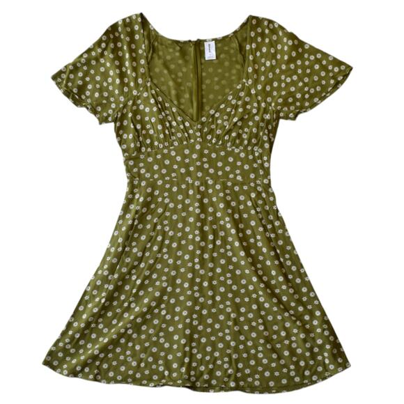 Abound Olive Green Daisy Floral V-Neck Summer Skater Mini Dress Size Small - Picture 1 of 7
